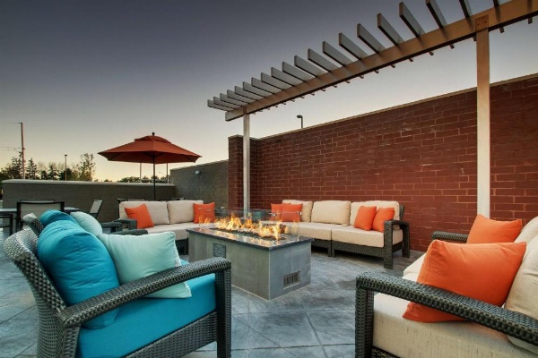 Hyatt House Oak Brook image 13