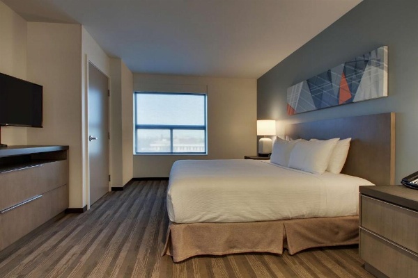 Hyatt House Oak Brook image 28