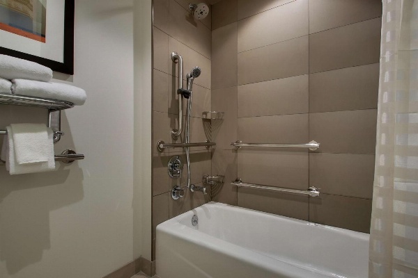 Hyatt House Oak Brook image 7